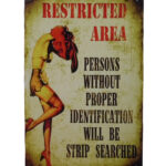 Metalen bord Restricted area