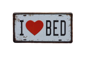Metalen bord I love bed