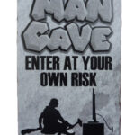 Metalen bord Mancave caveman