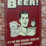 Metalen bord Beer it`s the only — foto 2