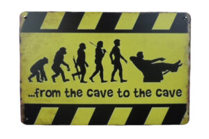 Metalen bord From the cave