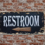 Metalen bord Restroom — foto 2
