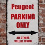 Metalen bord Peugeot parking — foto 2