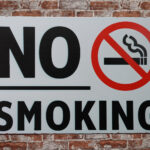 Metalen bord No smoking