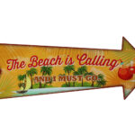 Houten bord The beach calling