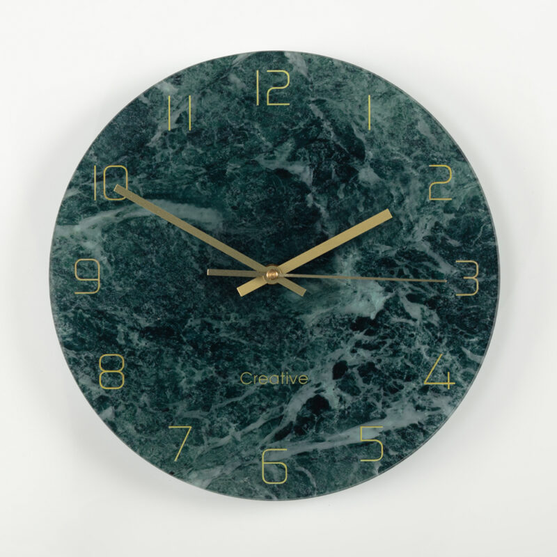Wandklok groen met gouden details