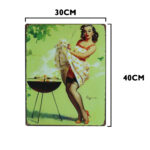 BBQ Girl metalen bord 30 x 40cm — foto 2